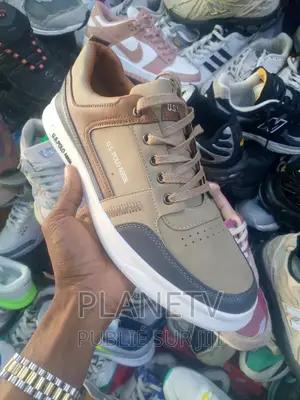 Chaussures Très Jolie Disponible