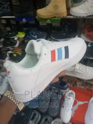 Chaussures Très Jolie Disponible M