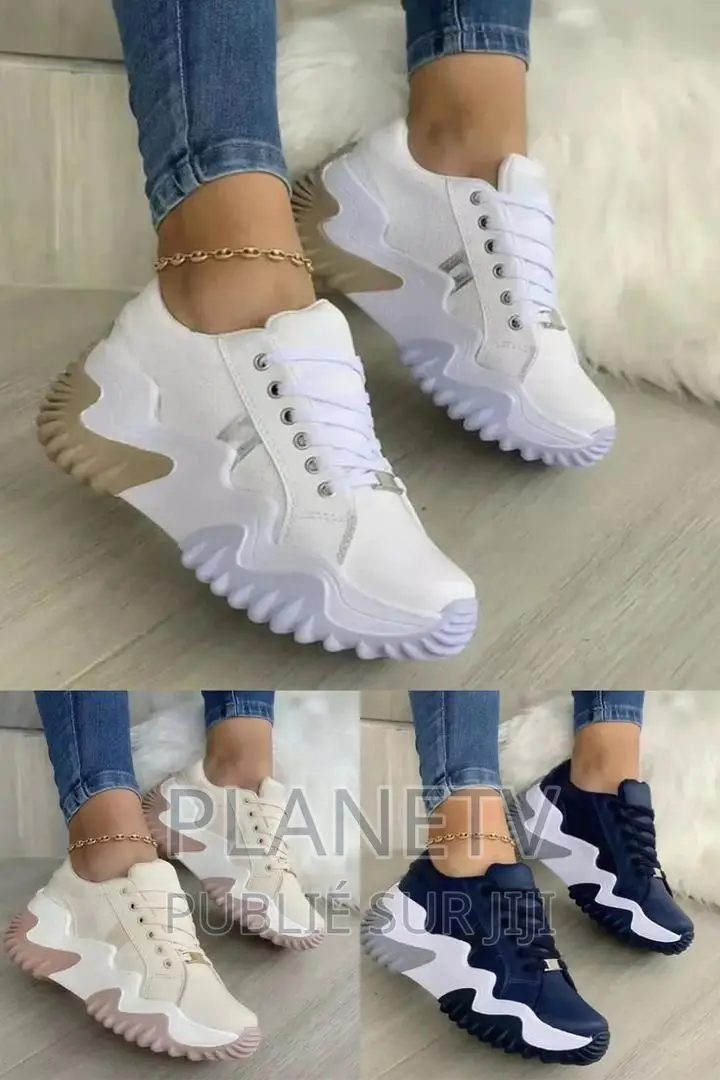 Chaussures Pour Femmes Très Jolies Disponible F