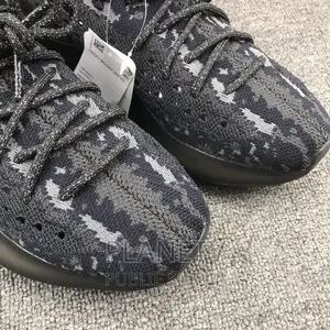 Chaussures Yeezy Disponible TDS