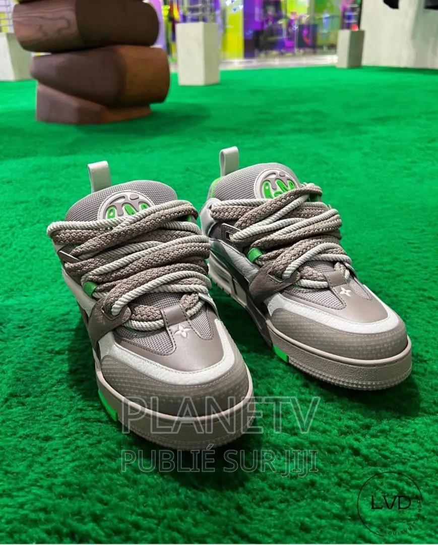 LV Authentique Disponible TDS