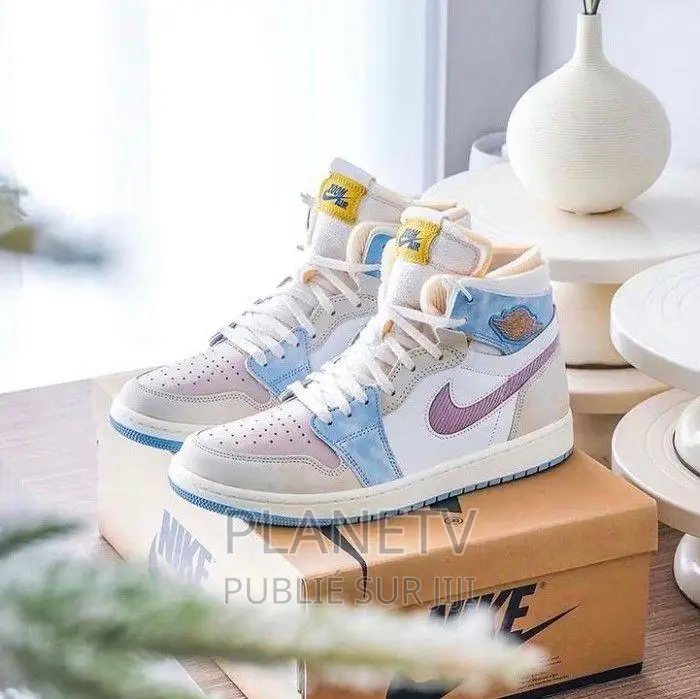 Chaussures Basket Nike Disponible TDS