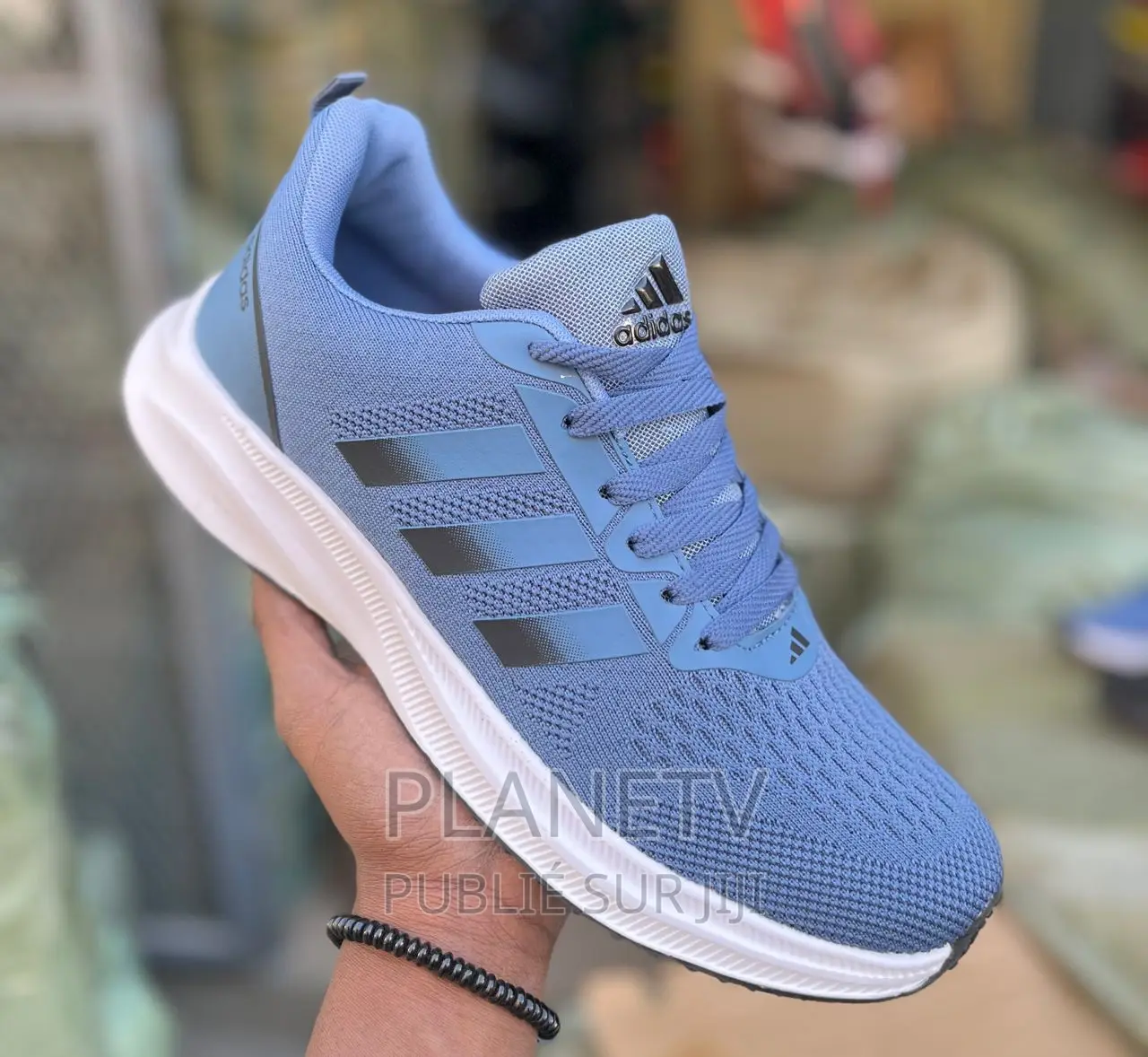 Chaussures Adidas Très Jolie Disponible TDS