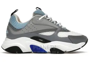 Photo - Chaussures Très Jolie Disponible Gf