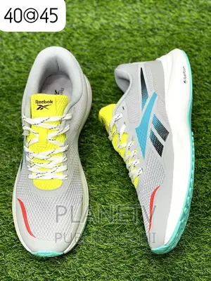 Truning Très Jolie Disponible