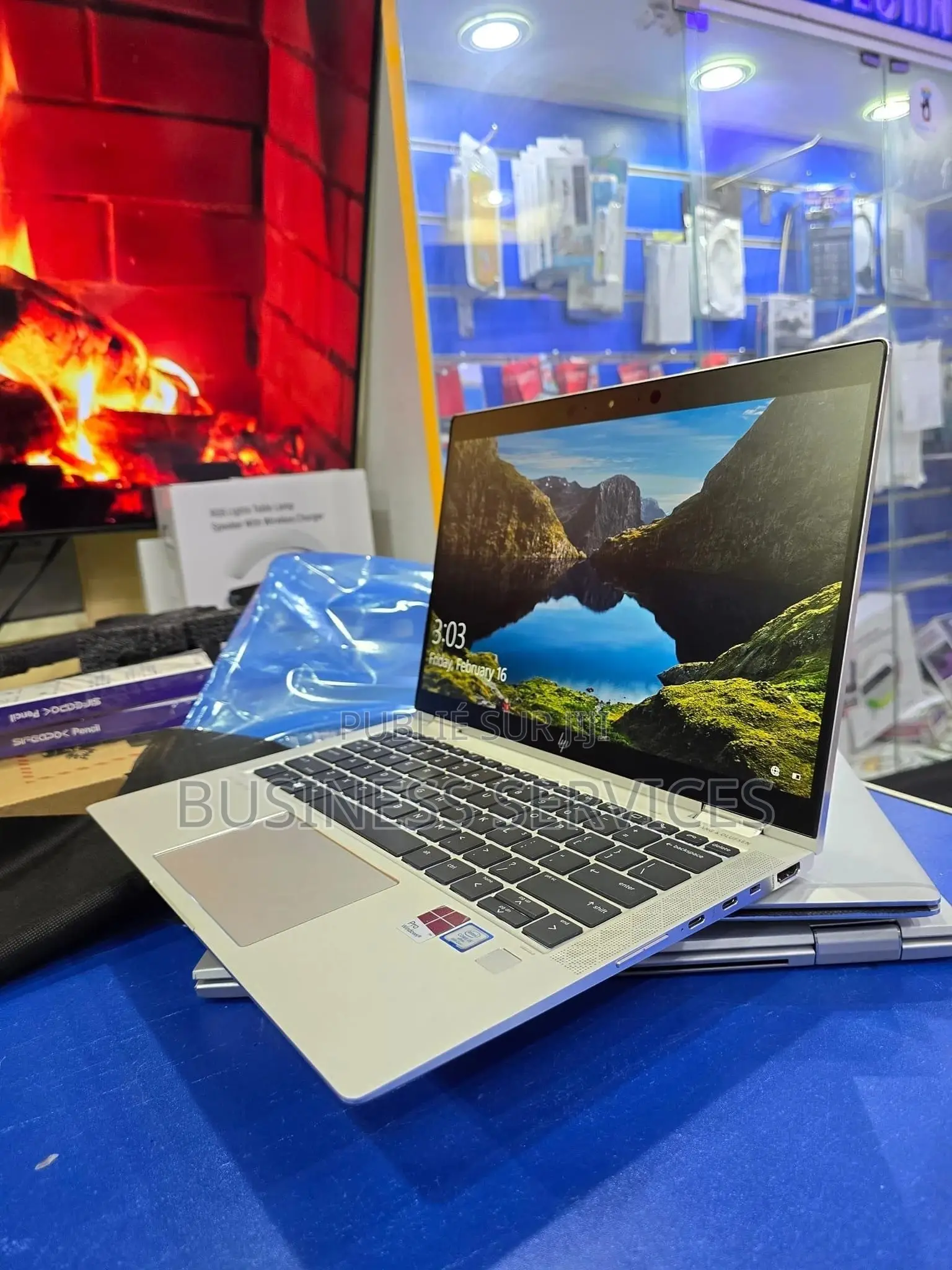 New HP EliteBook X360 1030 G3 8GB Intel Core I5 SSD 256GB