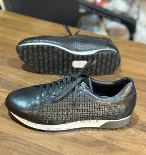 Chaussures en Cuir Disponible NVS