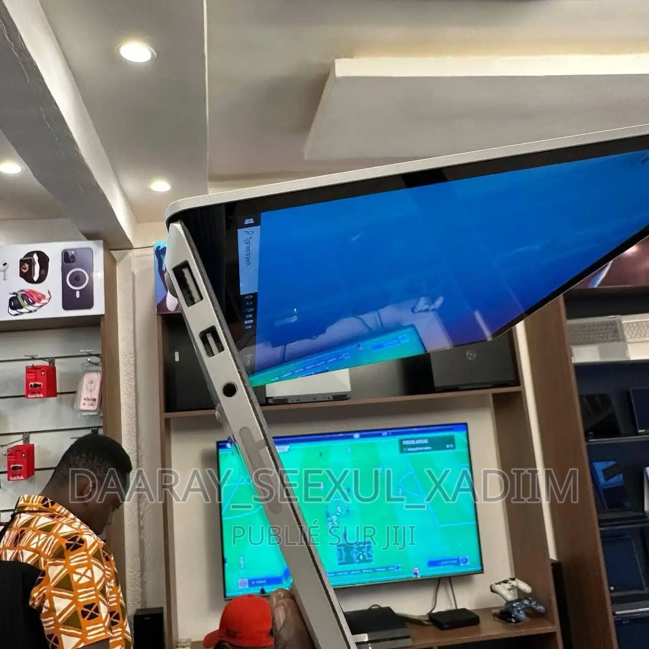 New Microsoft Surface Laptop 2 16GB Intel Core I7 SSD 256GB