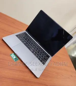 Apple MacBook Pro 2017 16GB Intel Core I5 SSD 512GB