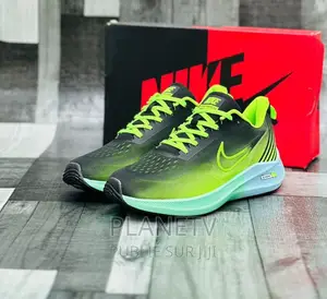 Photo - Truning Nike Disponible Nv