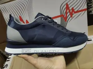 Photo - Chaussures Très Jolie Disponible Nv