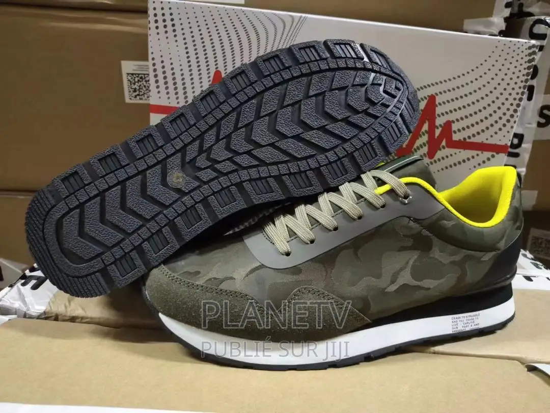 Chaussures Très Jolie Disponible Nv