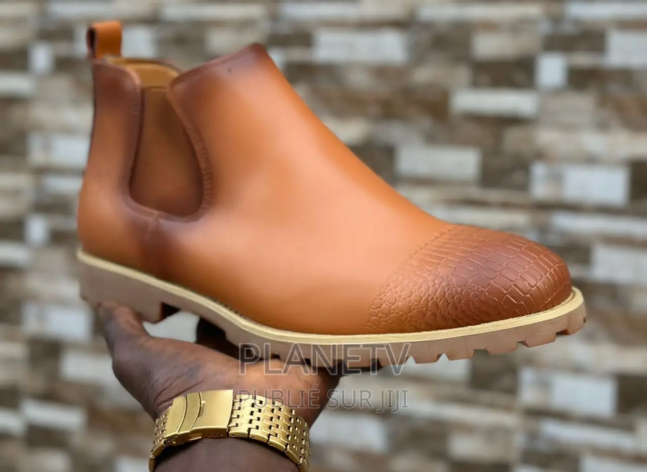 Chaussures En Cuir Disponible Nv