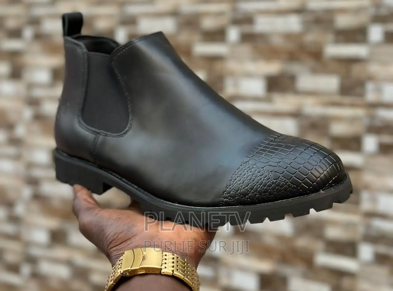 Chaussures En Cuir Disponible Nv