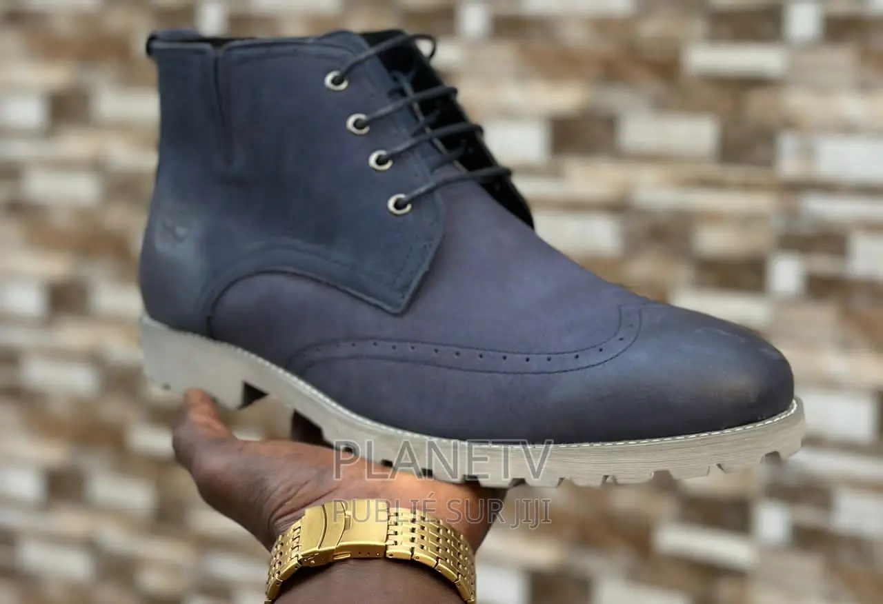 Chaussures En Cuir Disponible Nv