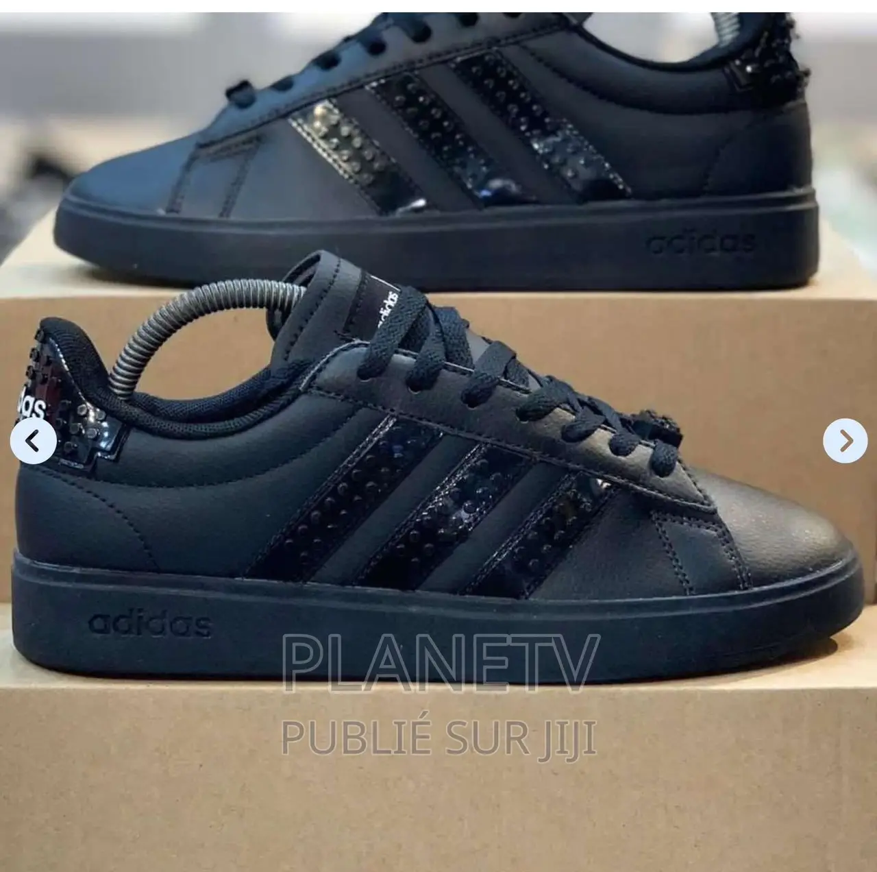 Chaussures Adidas Très Jolie Disponible TDS