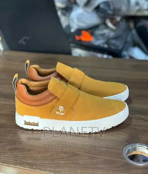 Photo - Chaussures Très Jolie Disponible TDS