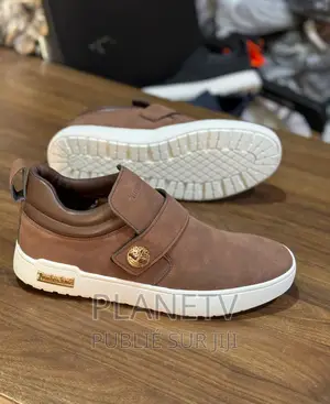 Chaussures Très Jolie Disponible TDS