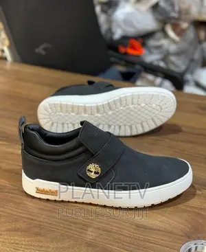 Chaussures Très Jolie Disponible TDS