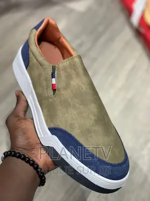 Chaussures Très Jolie Et De Bonnes Qualités Disponible TDS