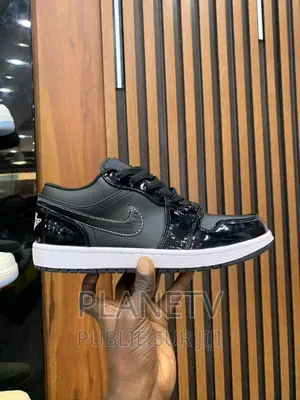 Photo - Chaussures Nike Très Jolies Disponible Cf