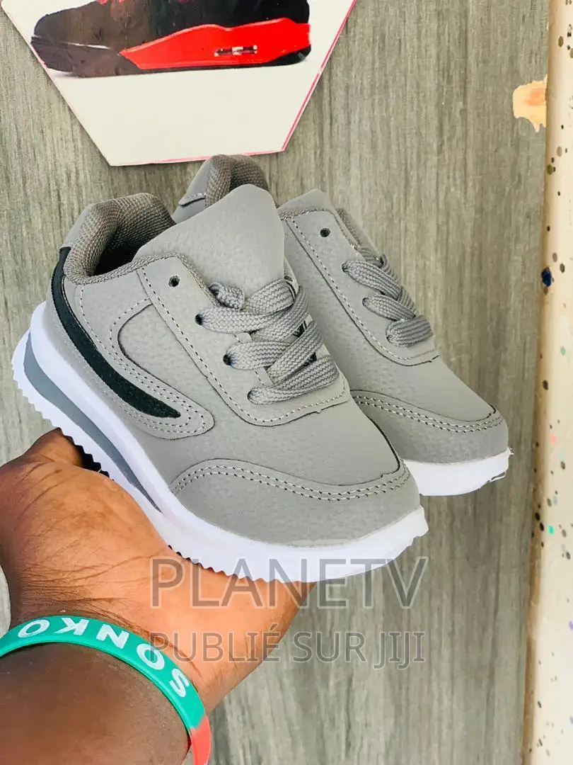 Chaussures Pour Enfants Disponible NVS