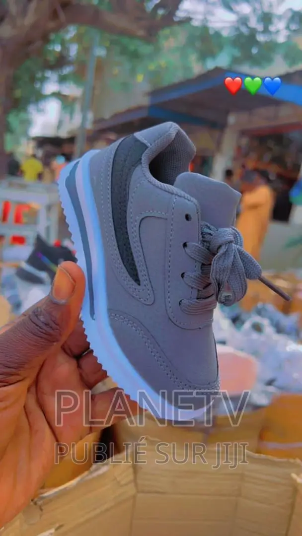 Chaussures Pour Enfants Disponible NVS