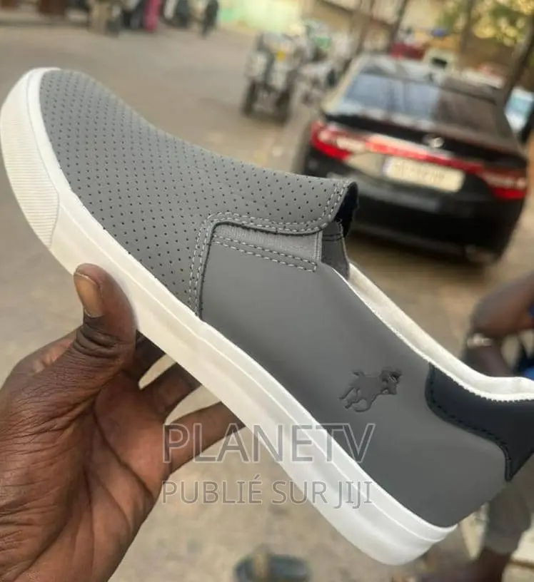 Chaussures Très Jolie Disponible Dadc