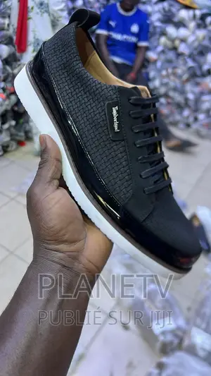 Original Chaussures Disponible Cf