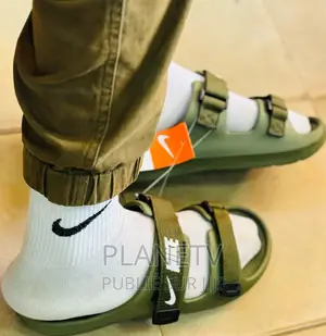 Claquettes Nike Original Disponible Of