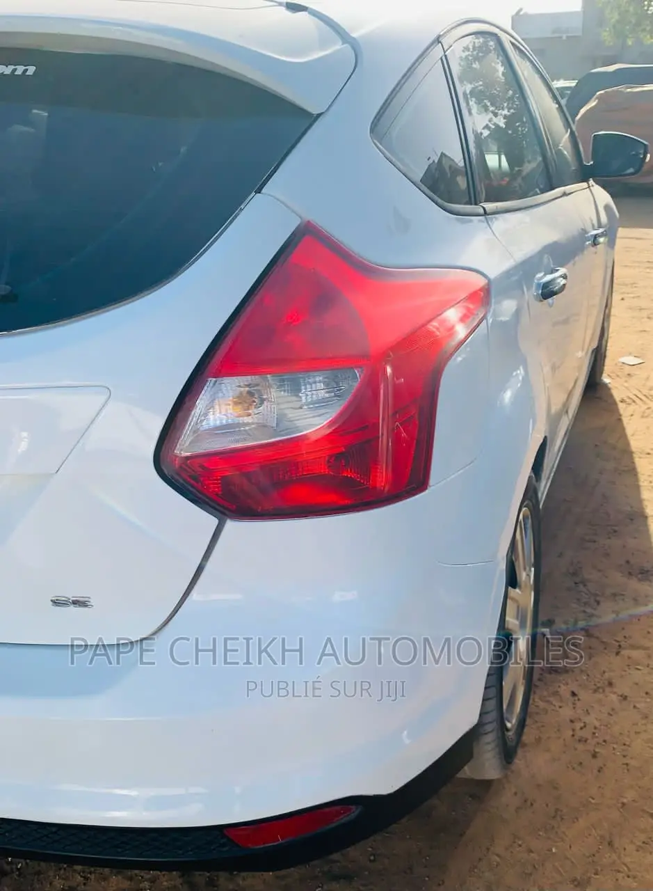 Ford Focus 2014 Blanc
