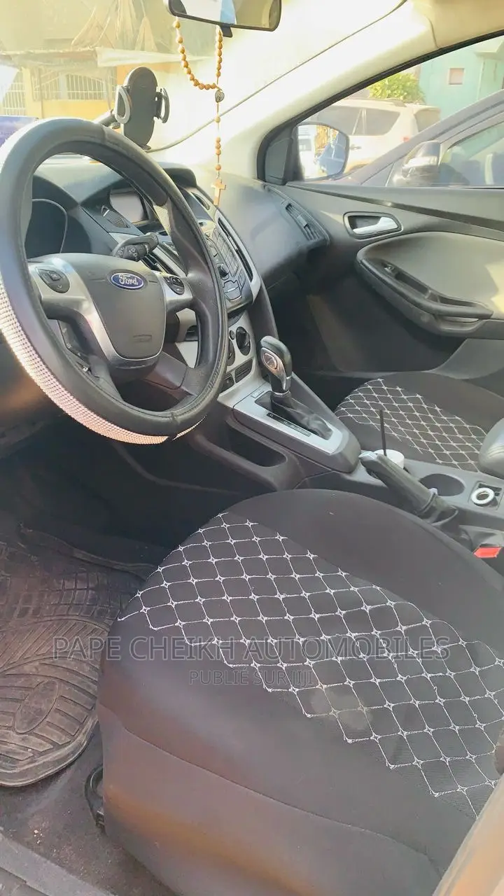 Ford Focus 2014 Blanc