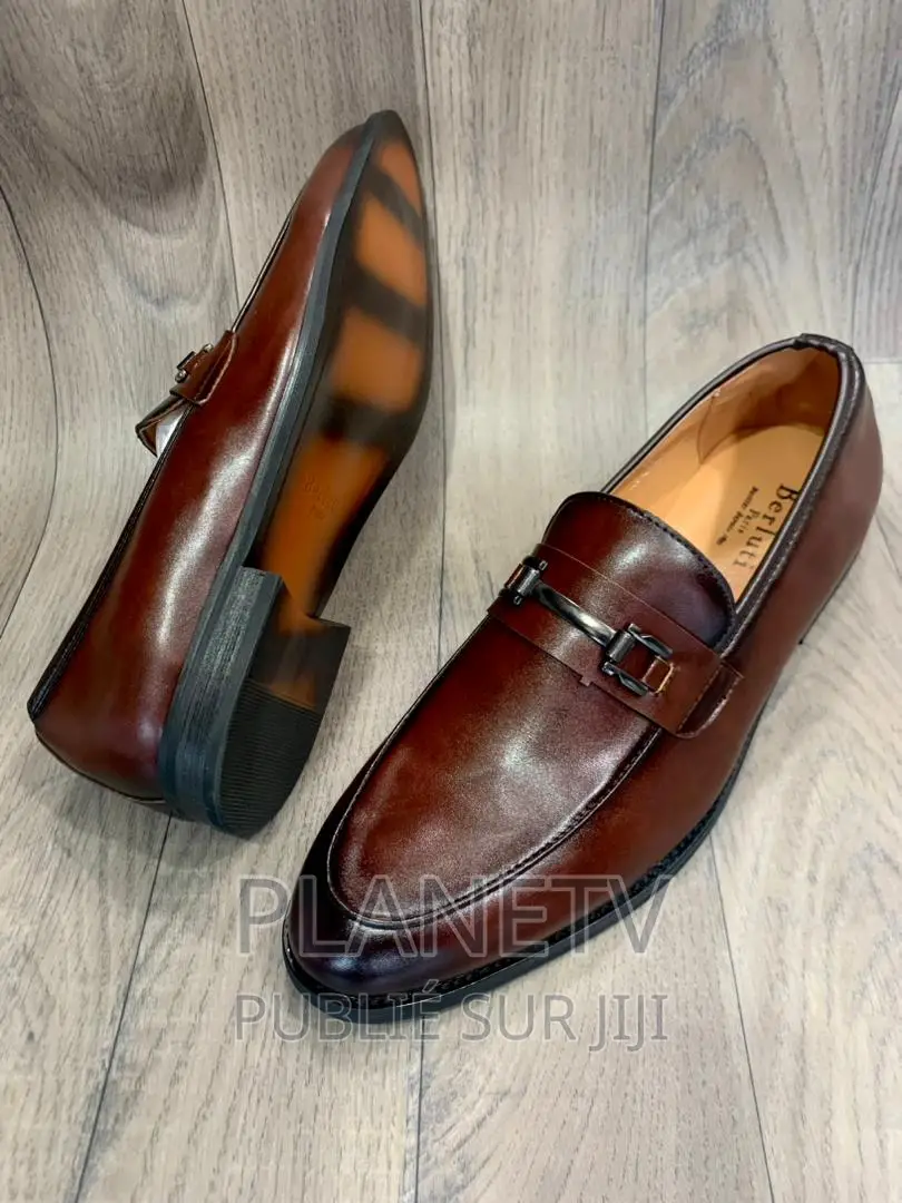 Chaussures De Ville Berluti Cuir Disponible TDS