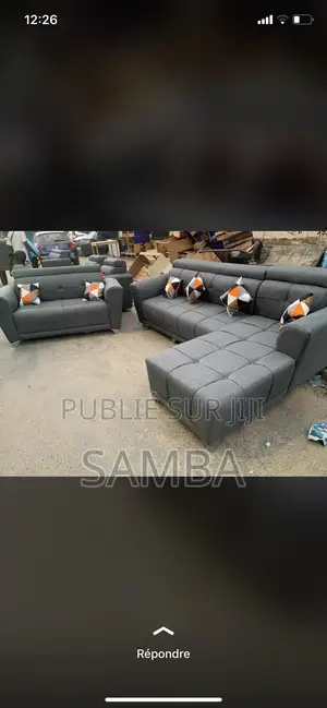 Photo - Angle 7 Place Disponible Et Sur Commande