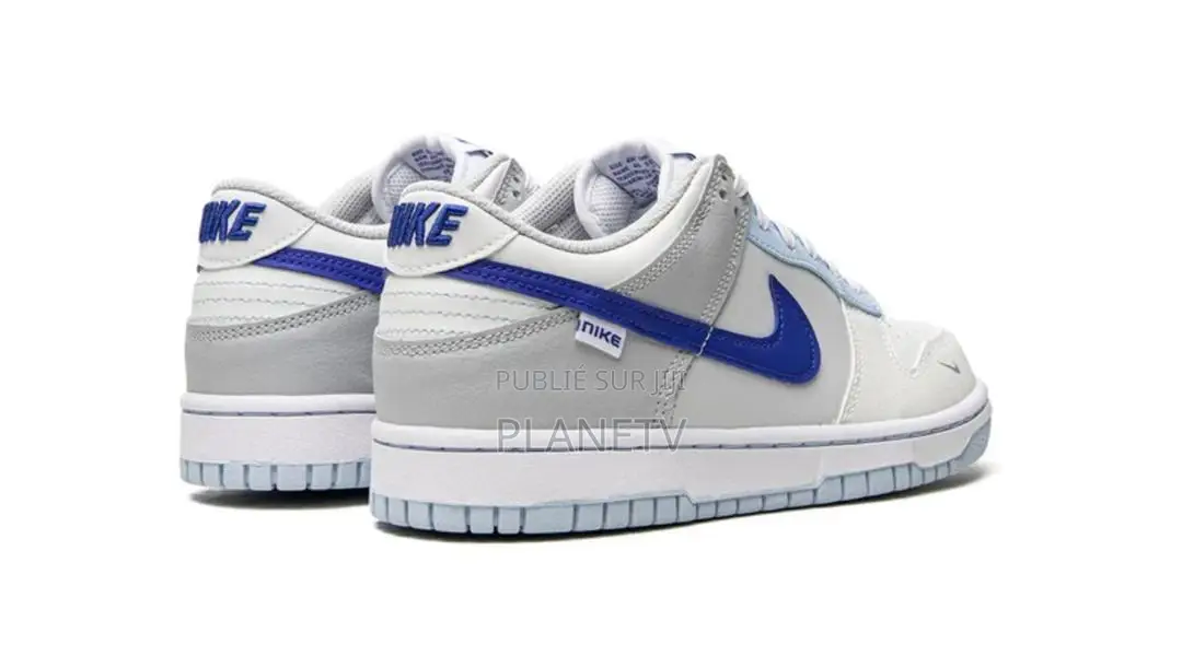 Originale Nike SB Dunk Low Disponible by Of