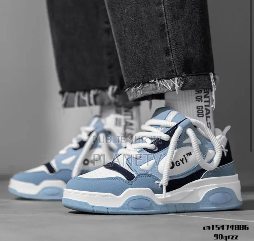 Oagy Originale Disponible Of