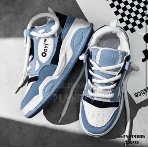 Oagy Originale Disponible Of