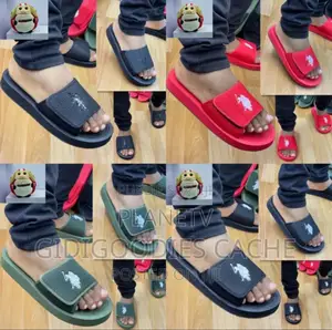 Photo - Sandales Original Disponible by Of