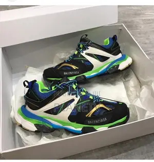 Balenciaga Tracts Original Disponible by Of