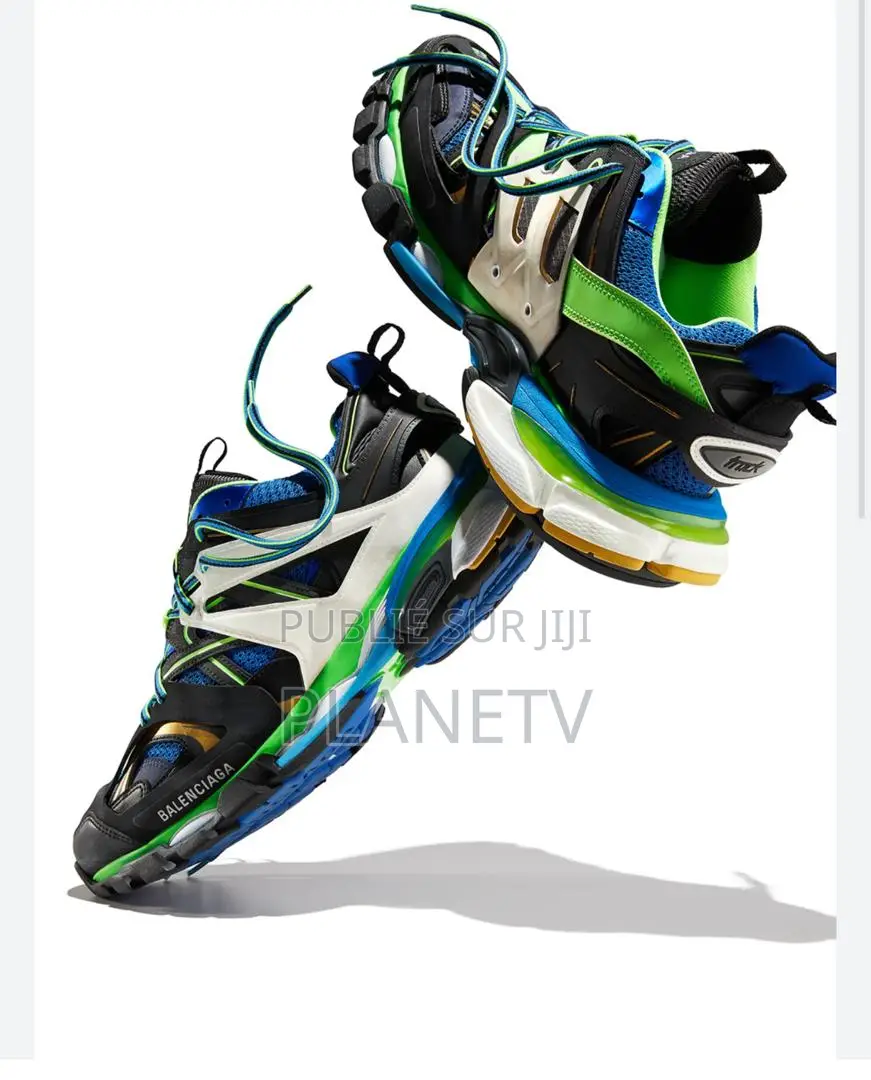 Balenciaga Tracts Original Disponible by Of