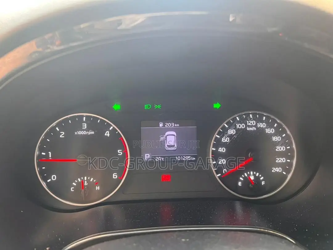 Kia Seltos 1.5 CRDi 2020 Blanc cassé