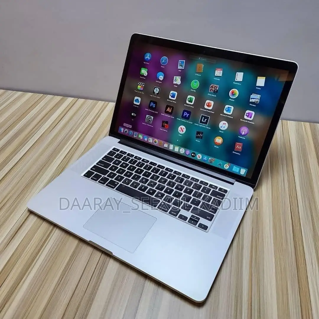 Apple MacBook Pro 2015 16GB Intel Core I7 SSD 512GB