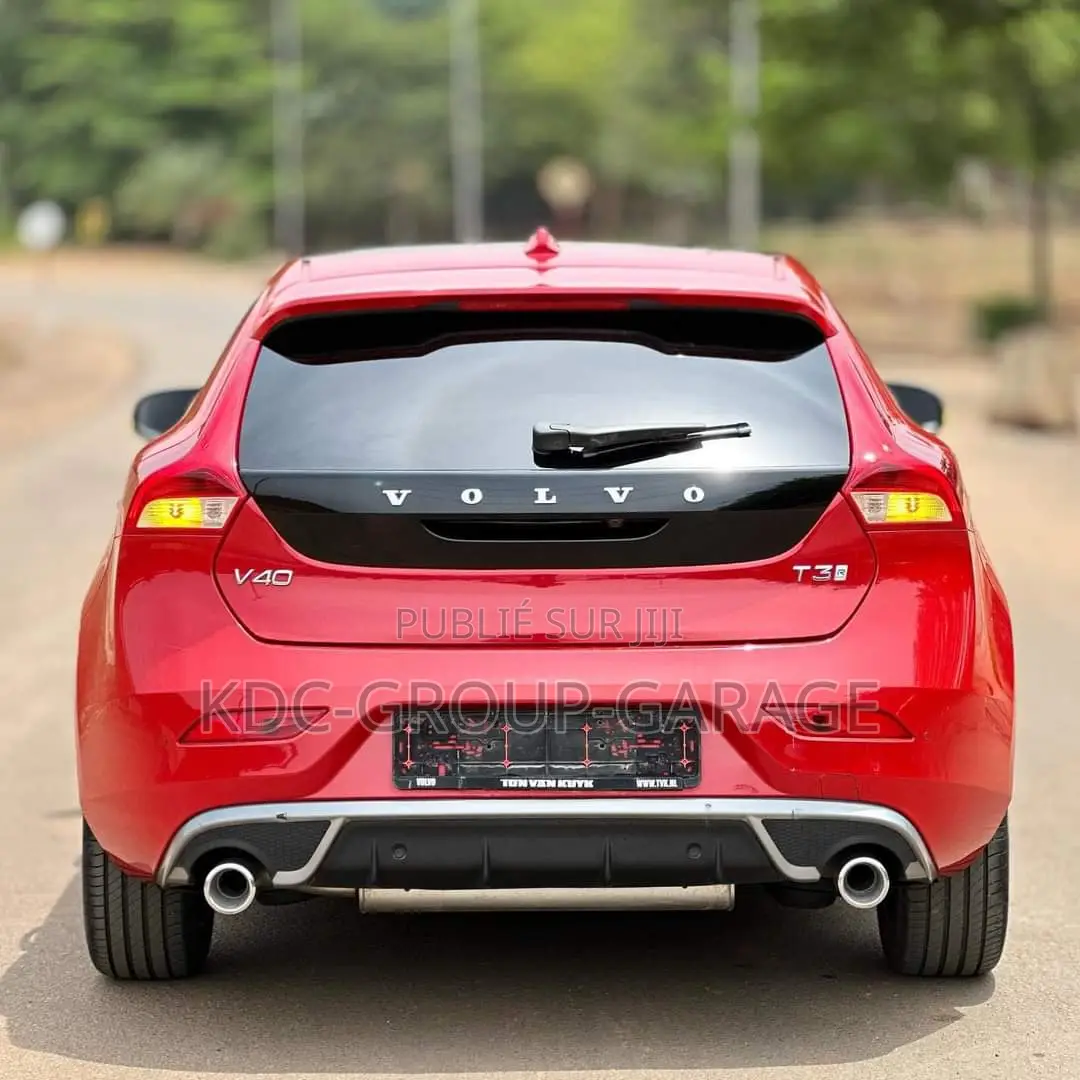 Volvo V40 2017 Rouge