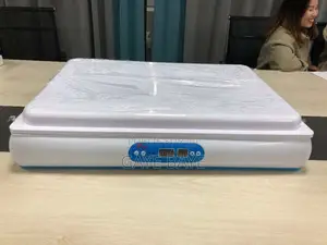 Couveuse Électrique Et Solaire