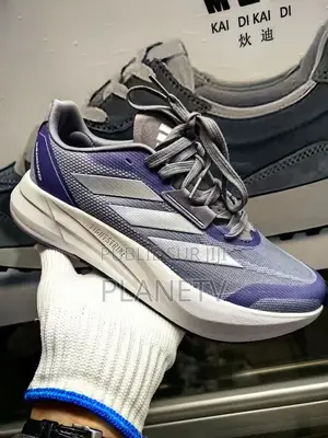 Chaussures Adidas Original Cf