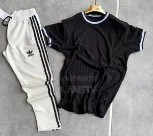 Ensemble Très Jolie Disponible DMDS