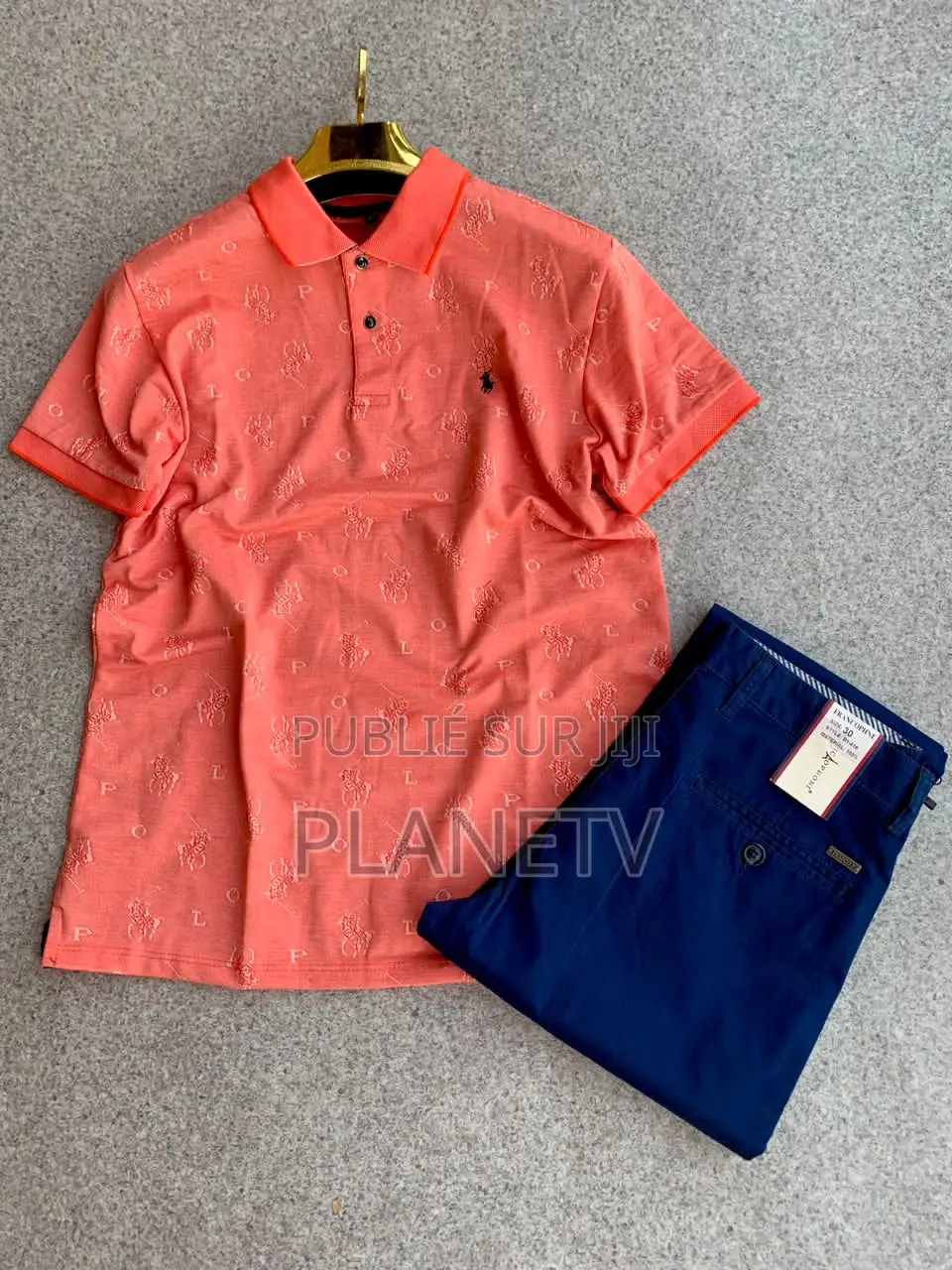 Ensemble Très Jolie Disponible DMDS