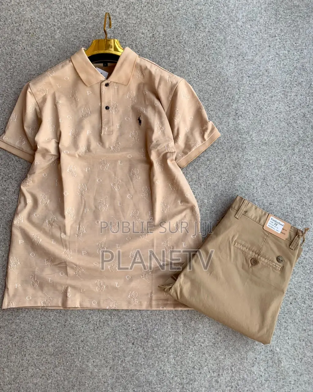 Ensemble Très Jolie Disponible DMDS