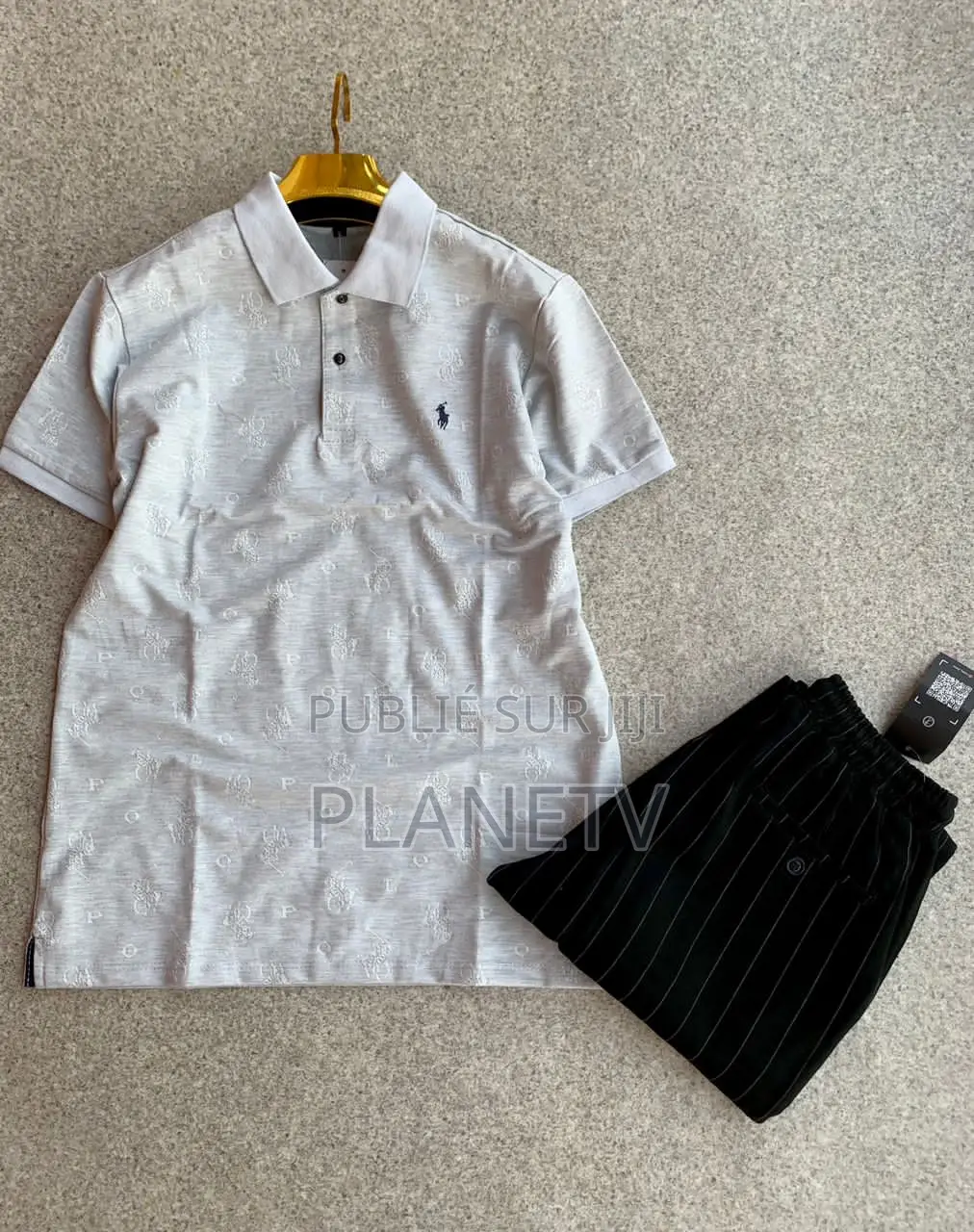 Ensemble Très Jolie Disponible DMDS