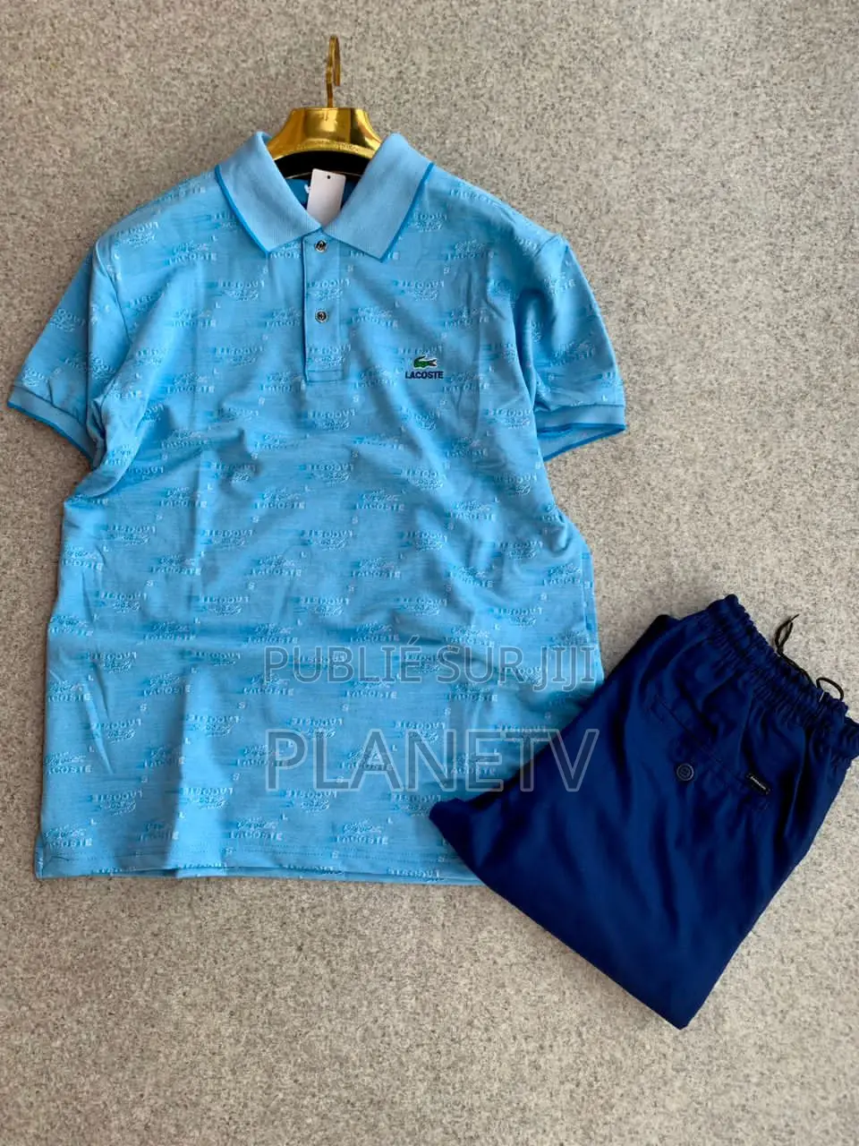 Ensemble Très Jolie Disponible DMDS